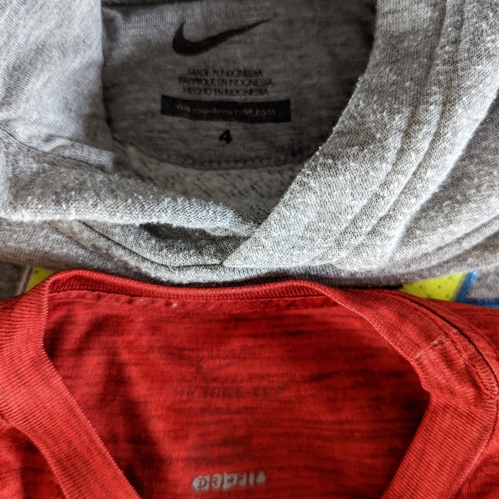 Nike Bundle - Picture 2 of 4